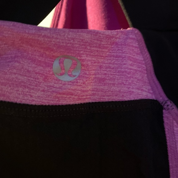 lulu lemon work out top - Picture 3 of 3